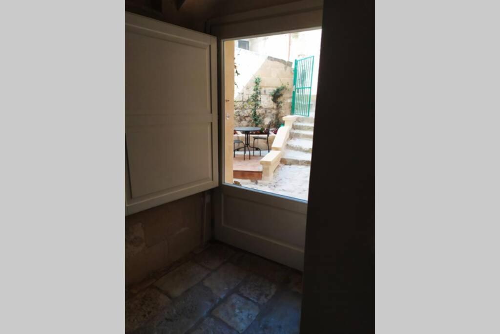 Fornaci 46 Sassi Con Idromassaggio Villa Matera Luaran gambar