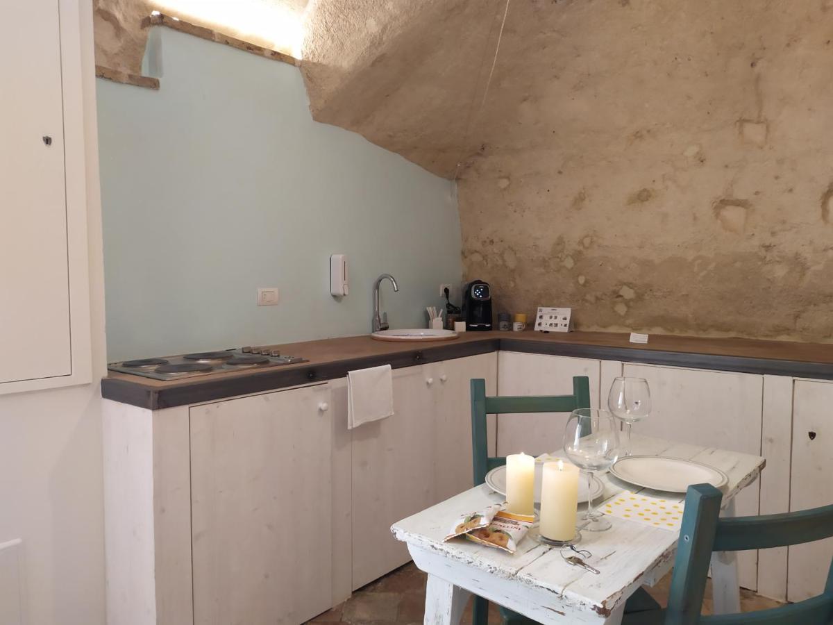 Fornaci 46 Sassi Con Idromassaggio Villa Matera Luaran gambar